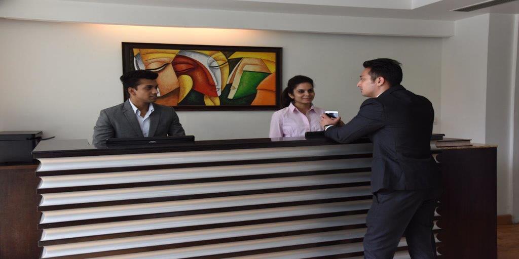 The Madison Hotel New Delhi Eksteriør billede